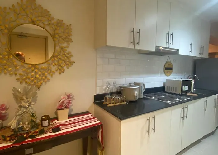 Apartment In Moa Pasay Homey Luxury Manila