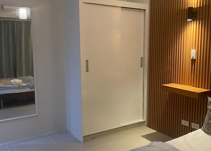 In Moa Pasay Homey Luxury Apartment Manila