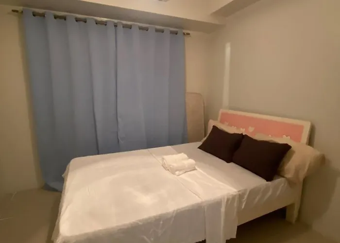 In Moa Pasay Homey Luxury Apartment *